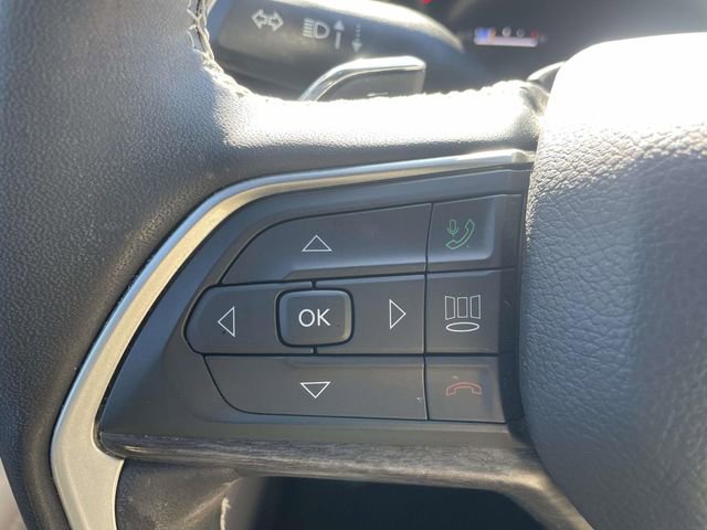 Used 2023 Jeep Grand Cherokee L Limited w/ Luxury Tech Group II image 19