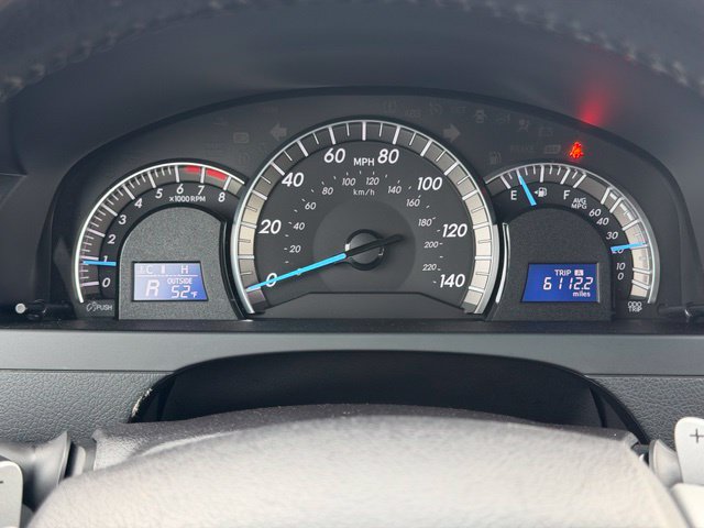 Used 2014 Toyota Camry SE FWD image 24