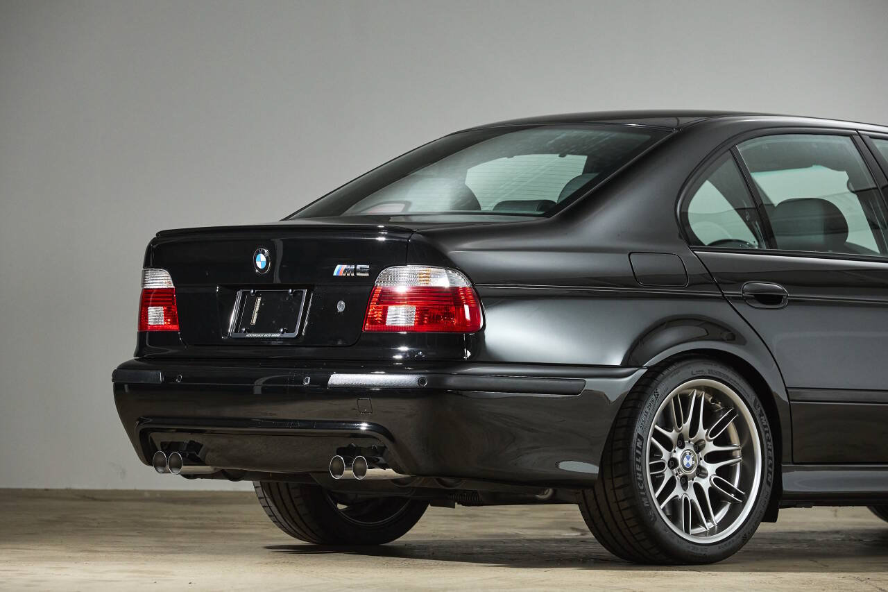 Used 2003 BMW M5 RWD image 21