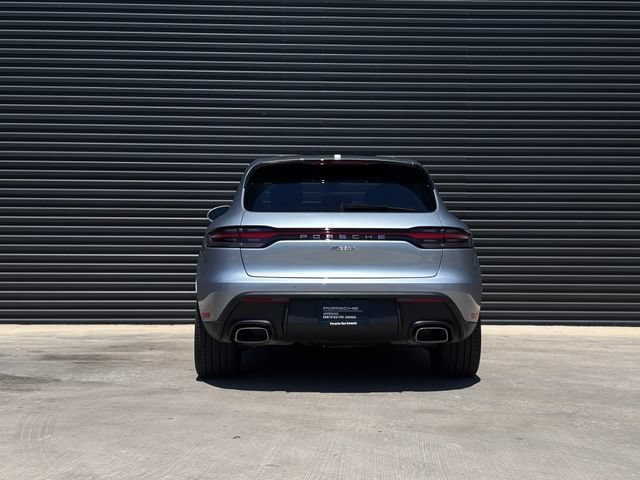 Certified 2026 Porsche Macan AWD/4WD image 6