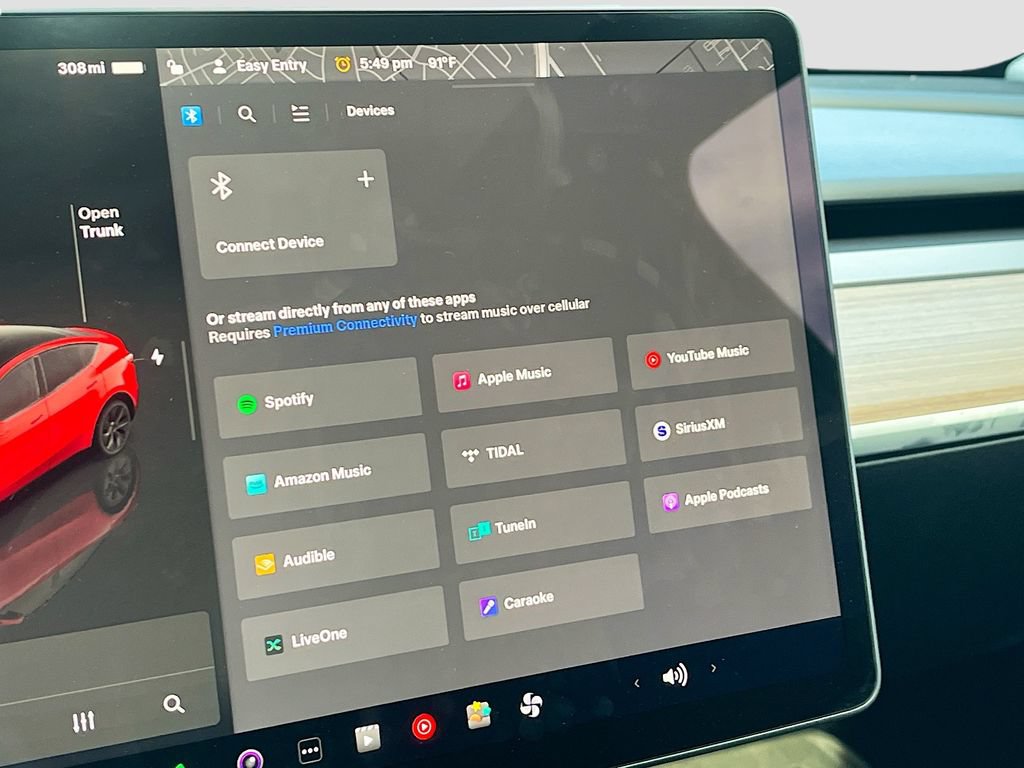 Used 2025 Tesla Model Y Long Range RWD image 15