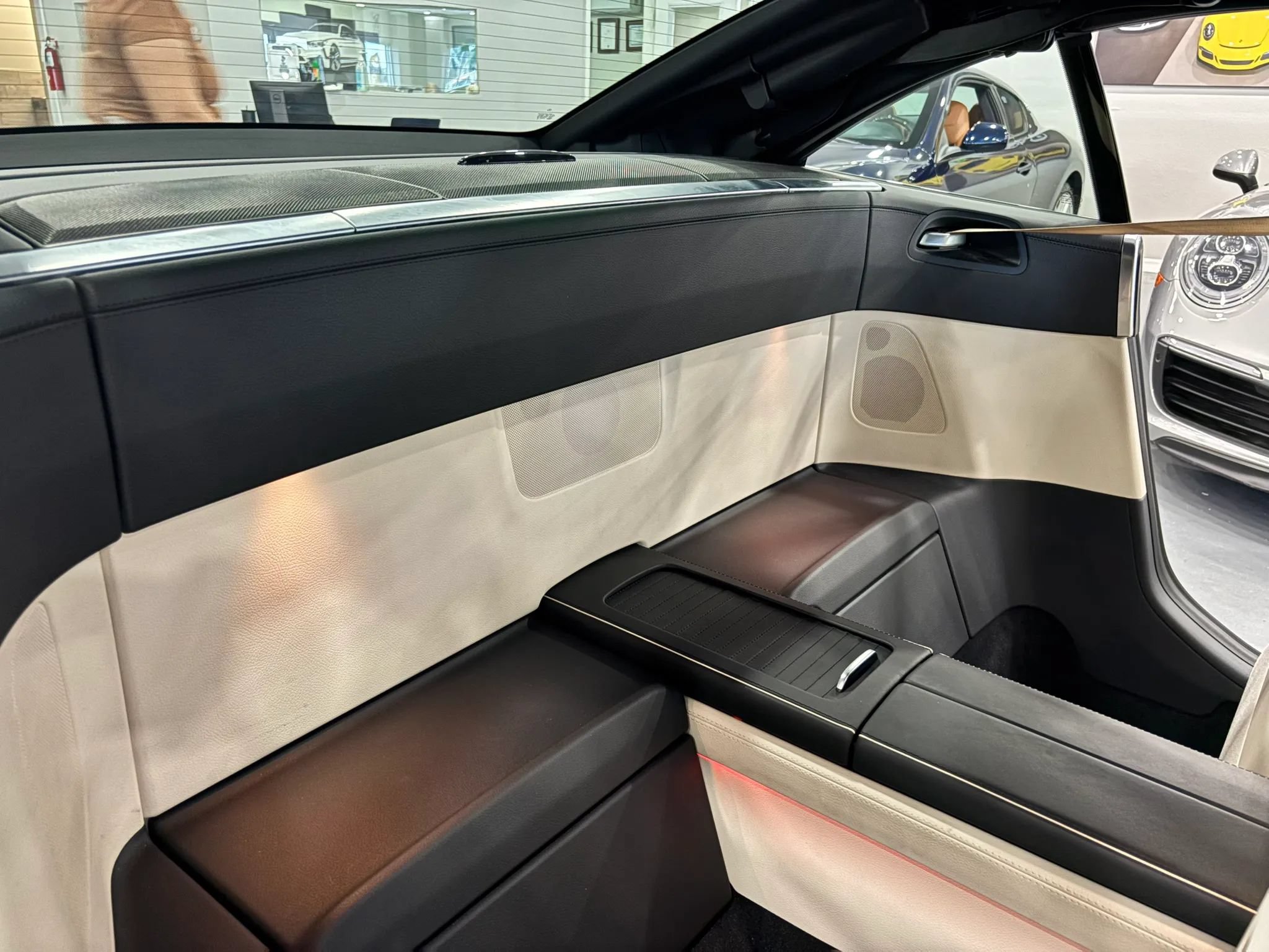 Used 2016 Mercedes-Benz SL 400 image 15