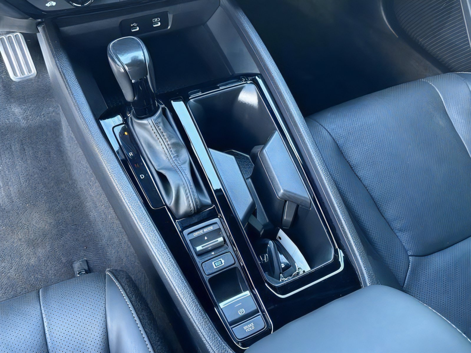 Used 2023 Honda Accord Sport image 16