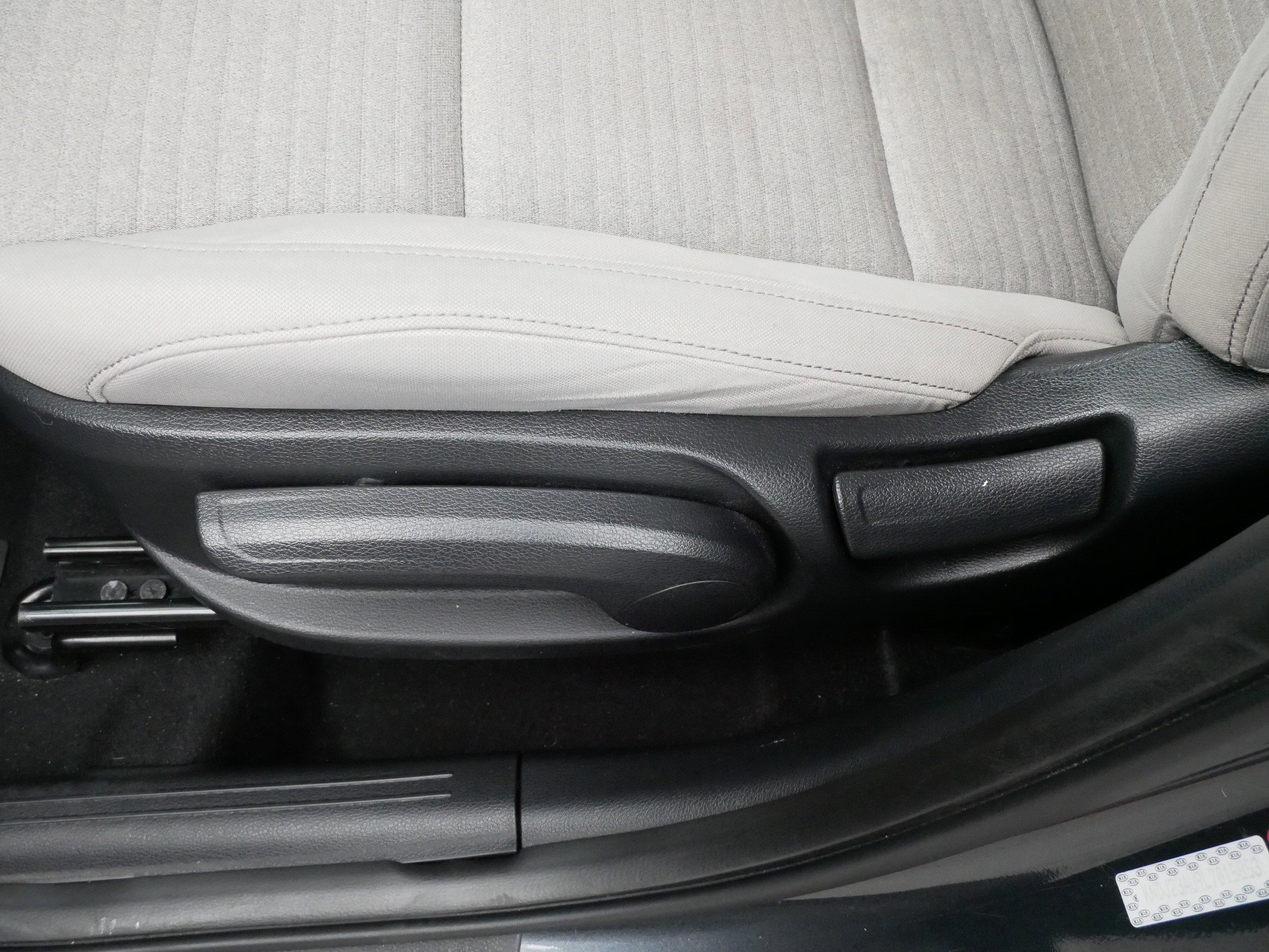 Used 2020 Kia Soul S FWD image 20