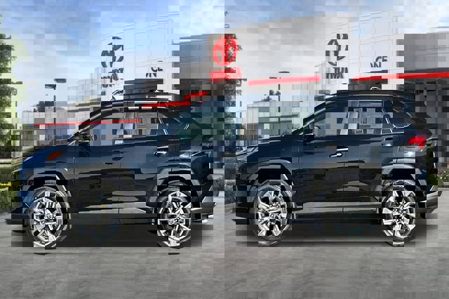 Certified 2025 Toyota RAV4 Limited w/ Advanced Technology Package image 8