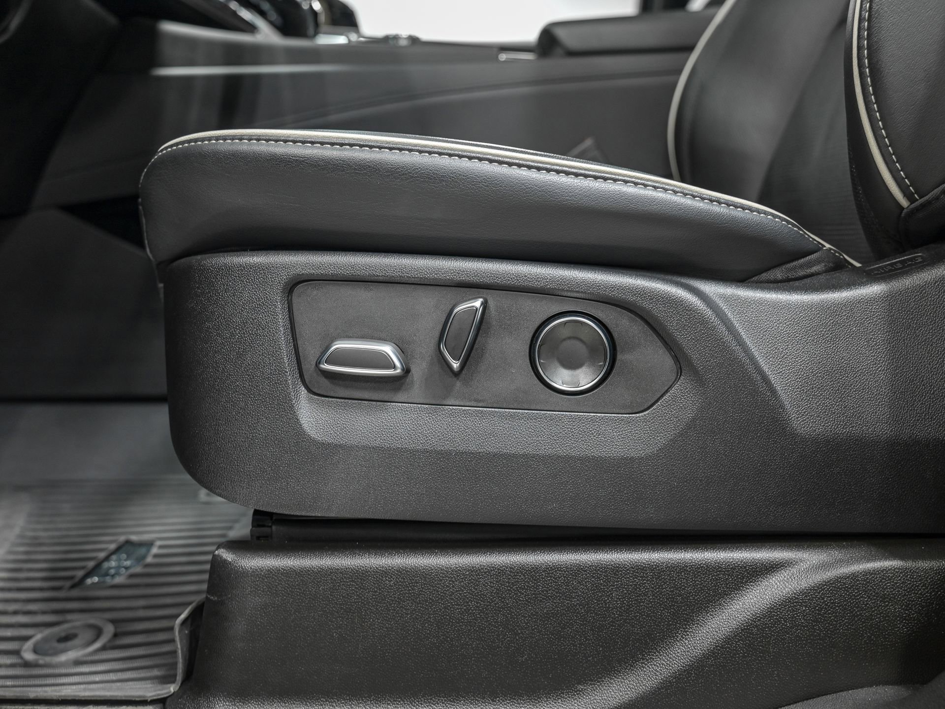 Used 2023 Cadillac Escalade Premium Luxury w/ LPO, Floor Liner Package image 14