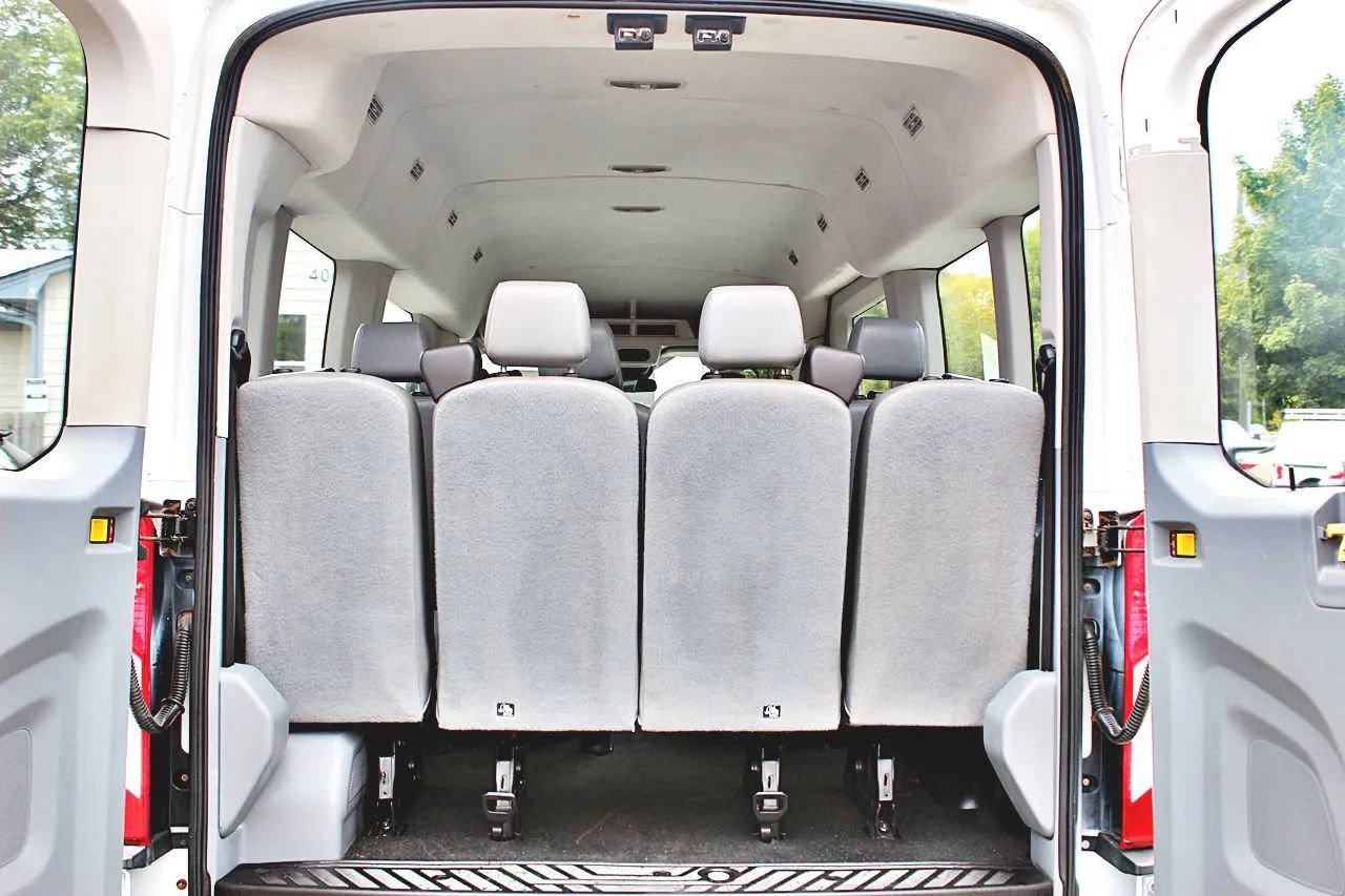 Used 2017 Ford Transit 350 XL RWD image 28