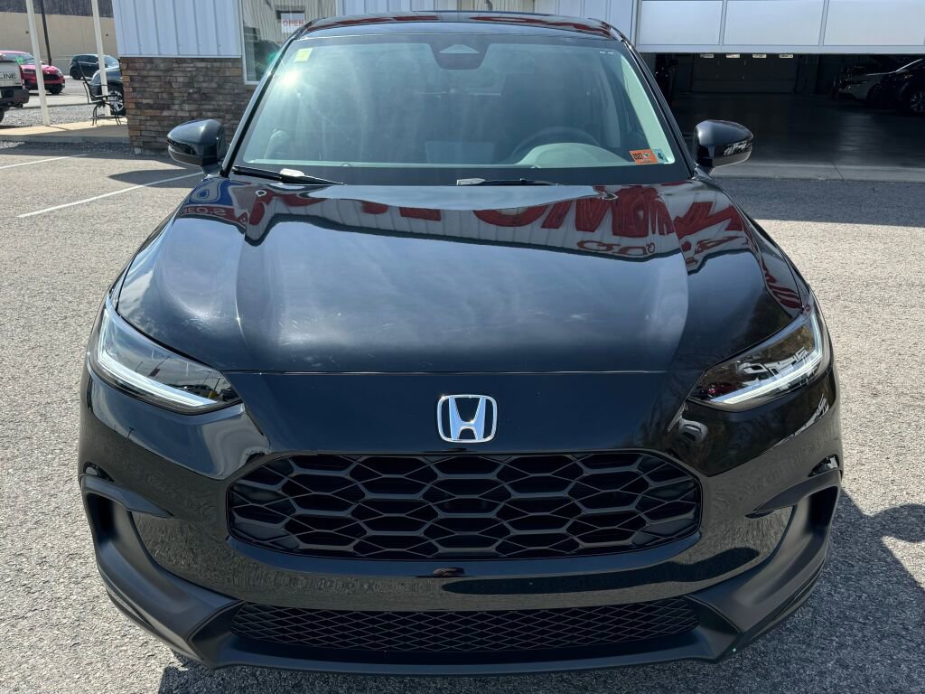 Used 2024 Honda HR-V LX image 2