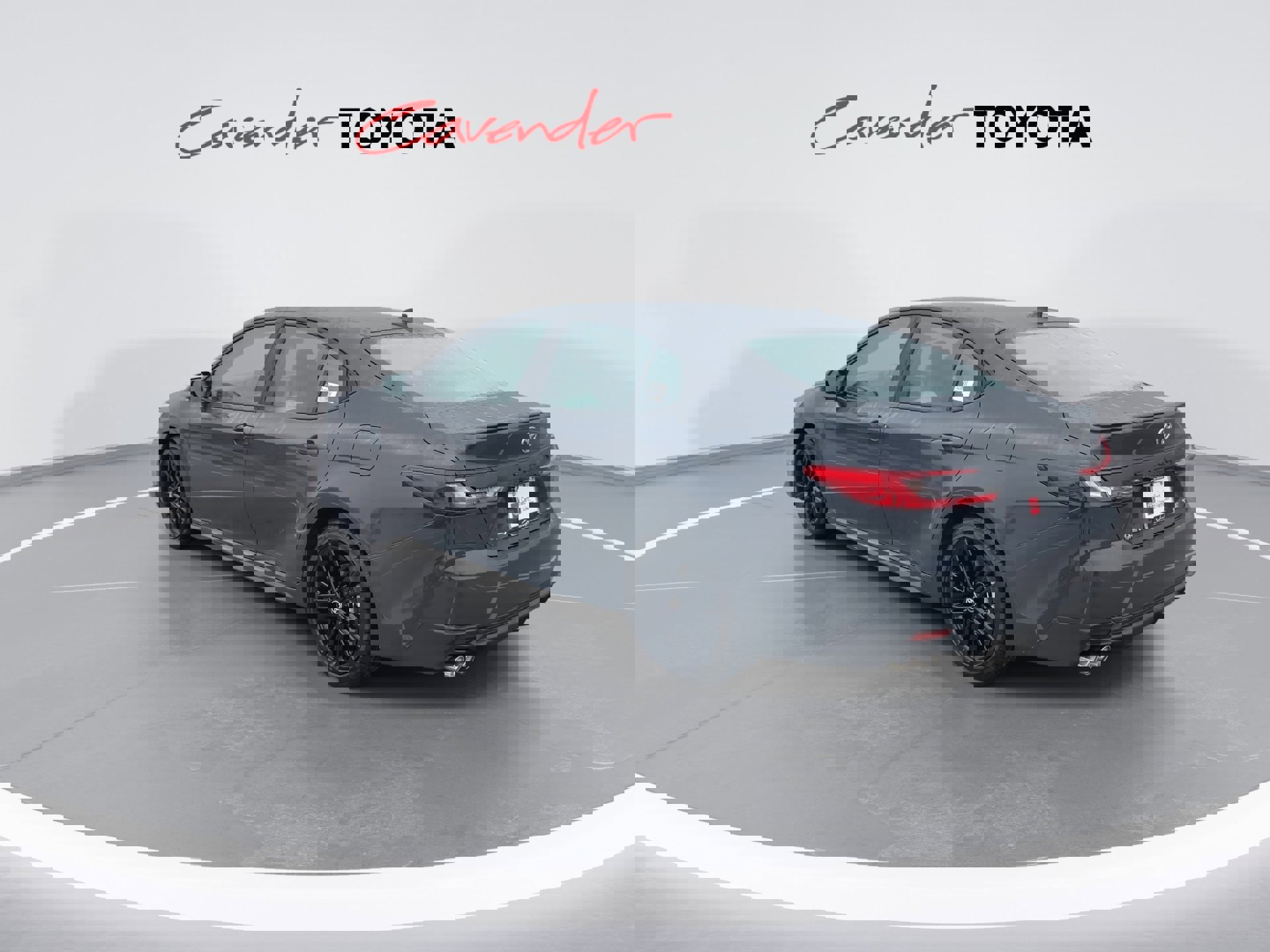 Used 2026 Toyota Camry SE image 6