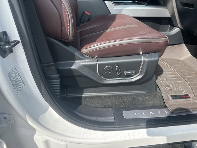Used 2017 Ford F350 Platinum w/ Platinum Ultimate Package image 33