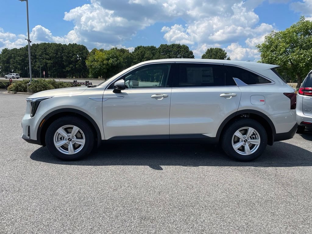 New 2026 Kia Sorento LX FWD image 4