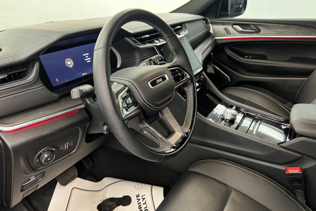 New 2024 Jeep Grand Cherokee L Overland w/ Advanced Protech Group III image 15