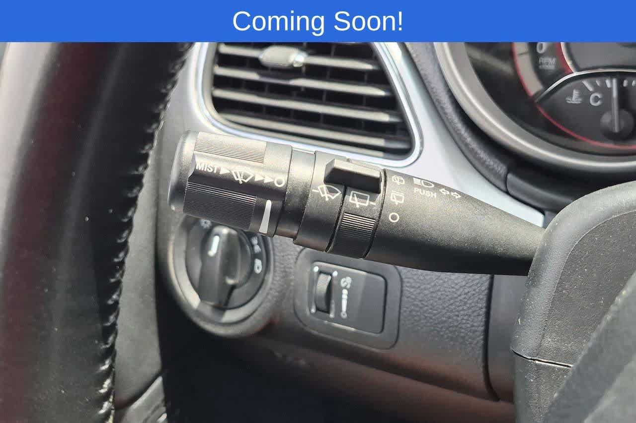 Used 2020 Dodge Journey SE w/ SE Popular Equipment Group FWD image 25