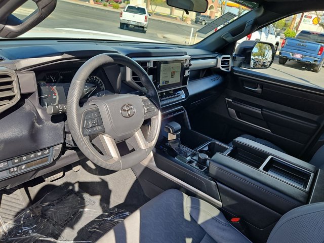 Used 2025 Toyota Tundra SR5 w/ SR5 Premium Package AWD/4WD image 10