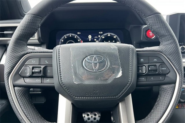 Used 2025 Toyota Tacoma TRD Sport image 20