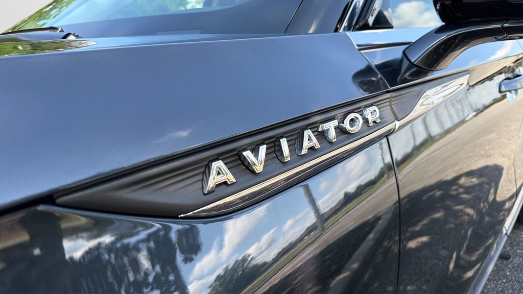 Used 2023 Lincoln Aviator Reserve w/ Equipment Group 201A image 27
