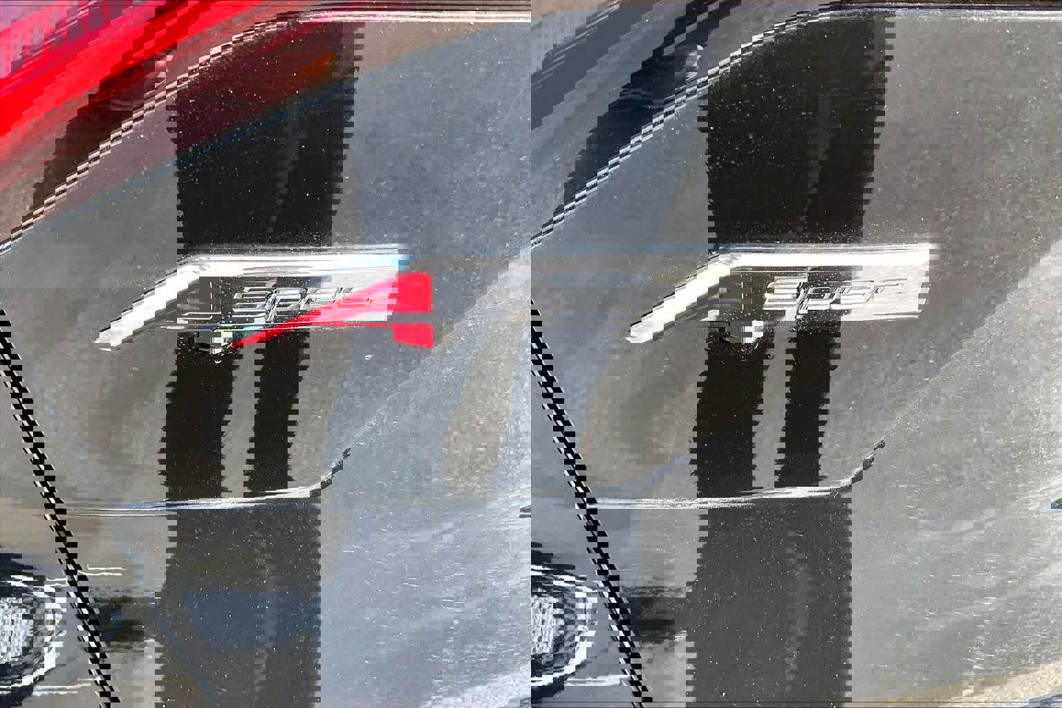 Used 2025 Acura MDX A-Spec image 11