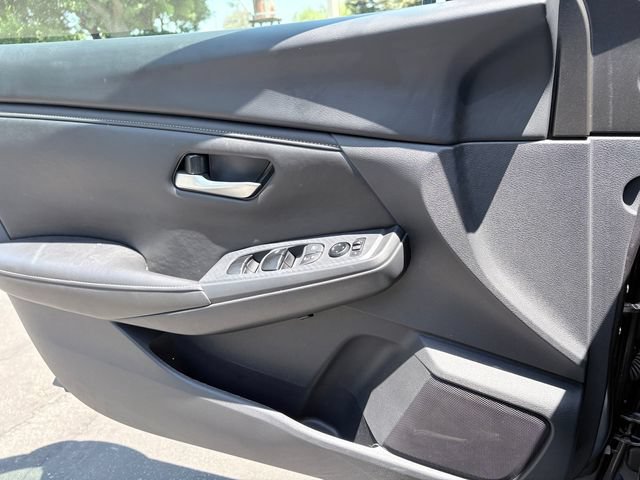 Used 2025 Nissan Sentra SV w/ All-Weather Package FWD image 12