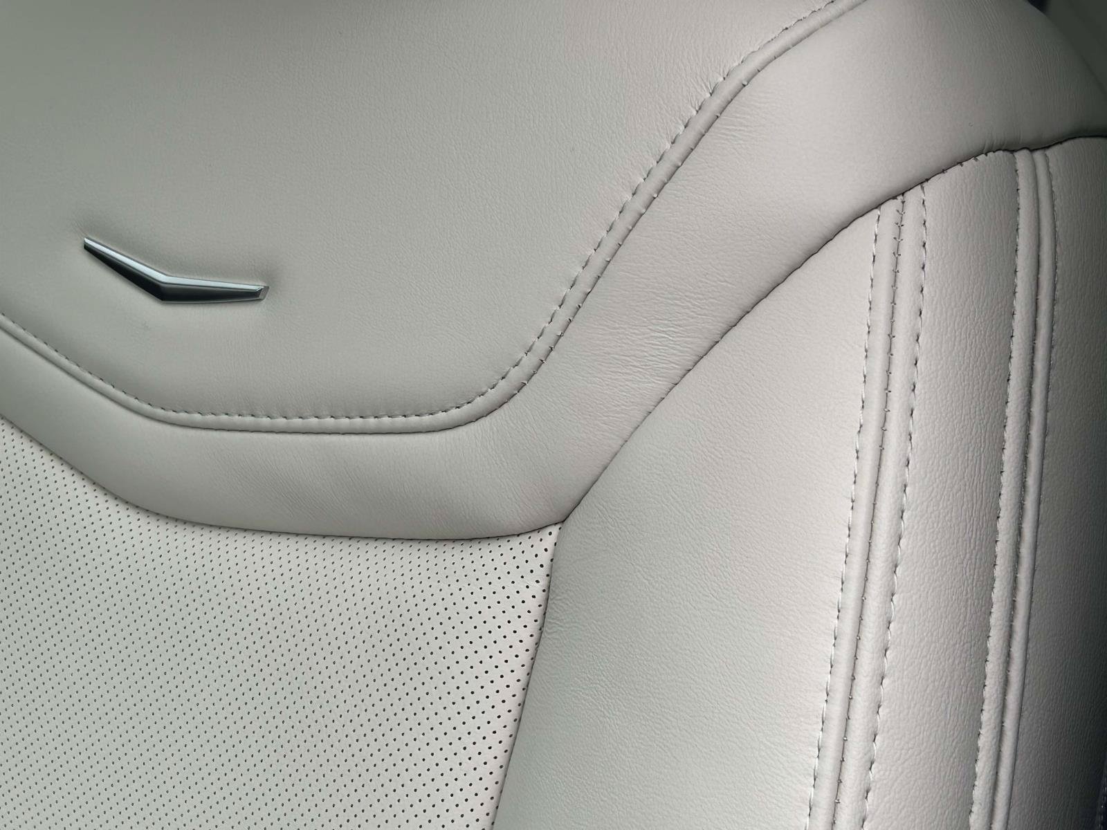 New 2026 Cadillac XT5 Premium Luxury w/ Driver Assist Package FWD image 20