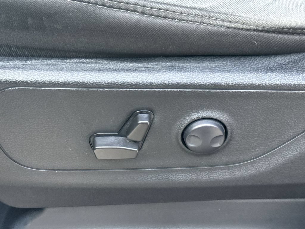 Used 2022 RAM 1500 Big Horn AWD/4WD image 14