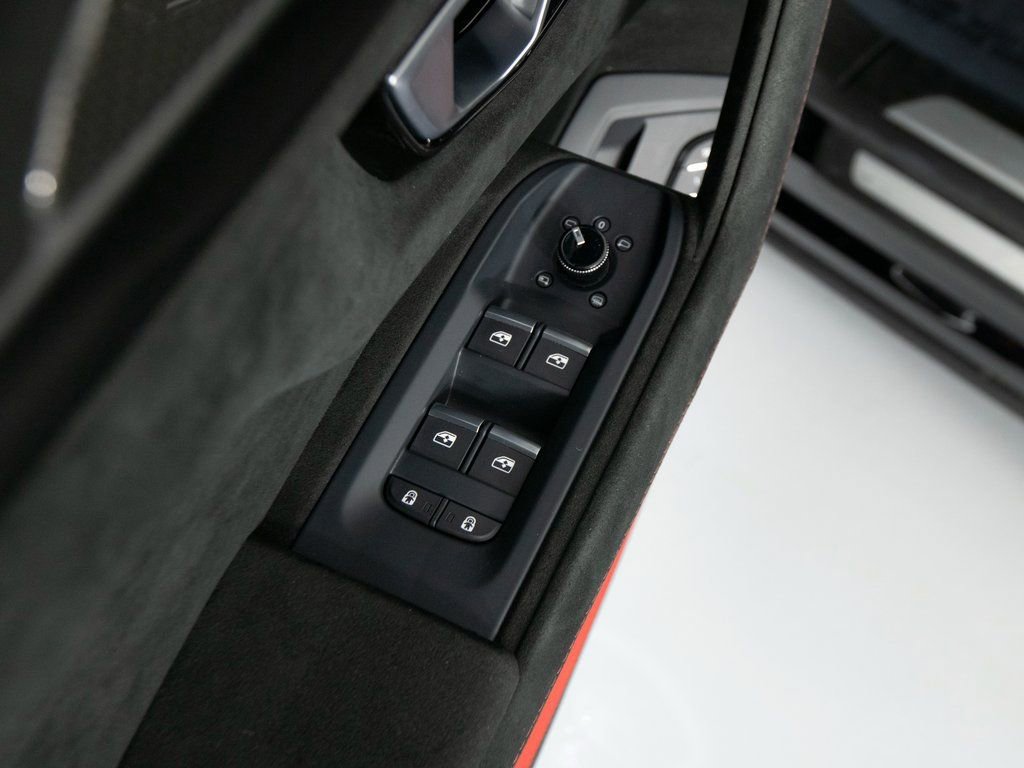 Used 2023 Lamborghini Urus Performante image 12