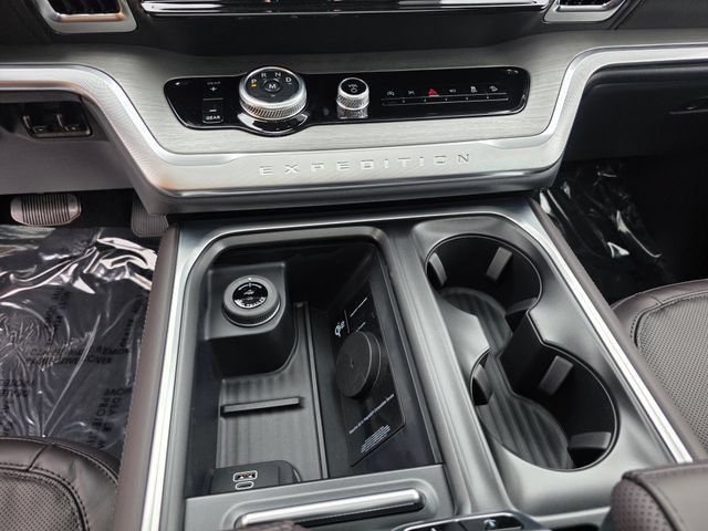 New 2027 Ford Expedition Max Platinum w/ Platinum Ultimate Package AWD/4WD image 24