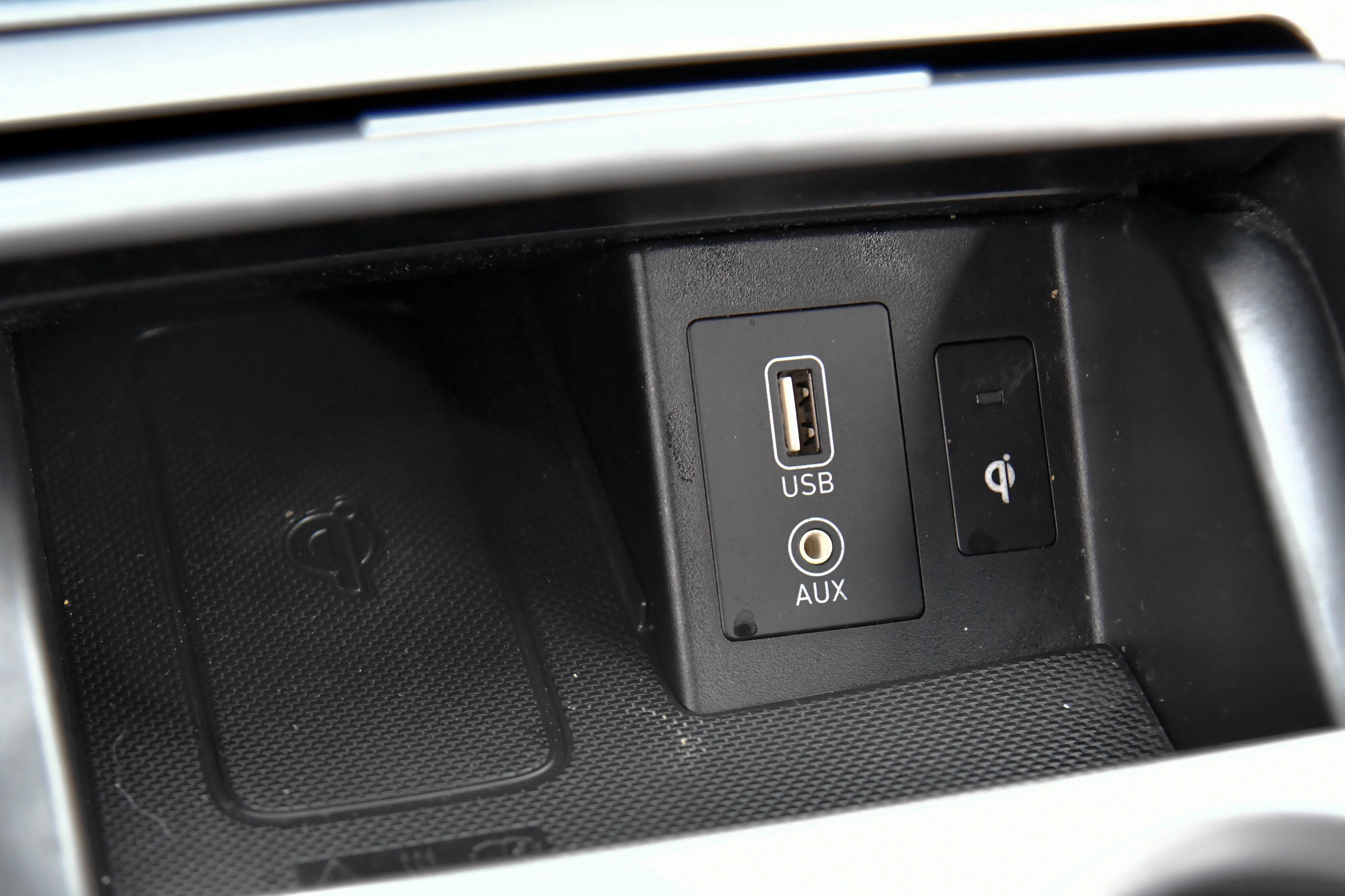 Used 2021 Hyundai Kona Limited FWD image 25