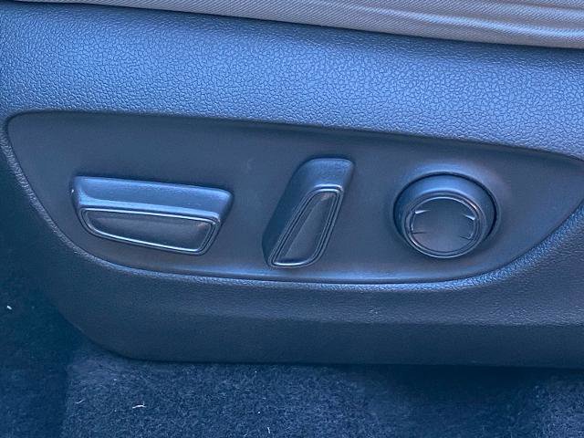 Used 2023 Toyota RAV4 XLE w/ Convenience Package image 12