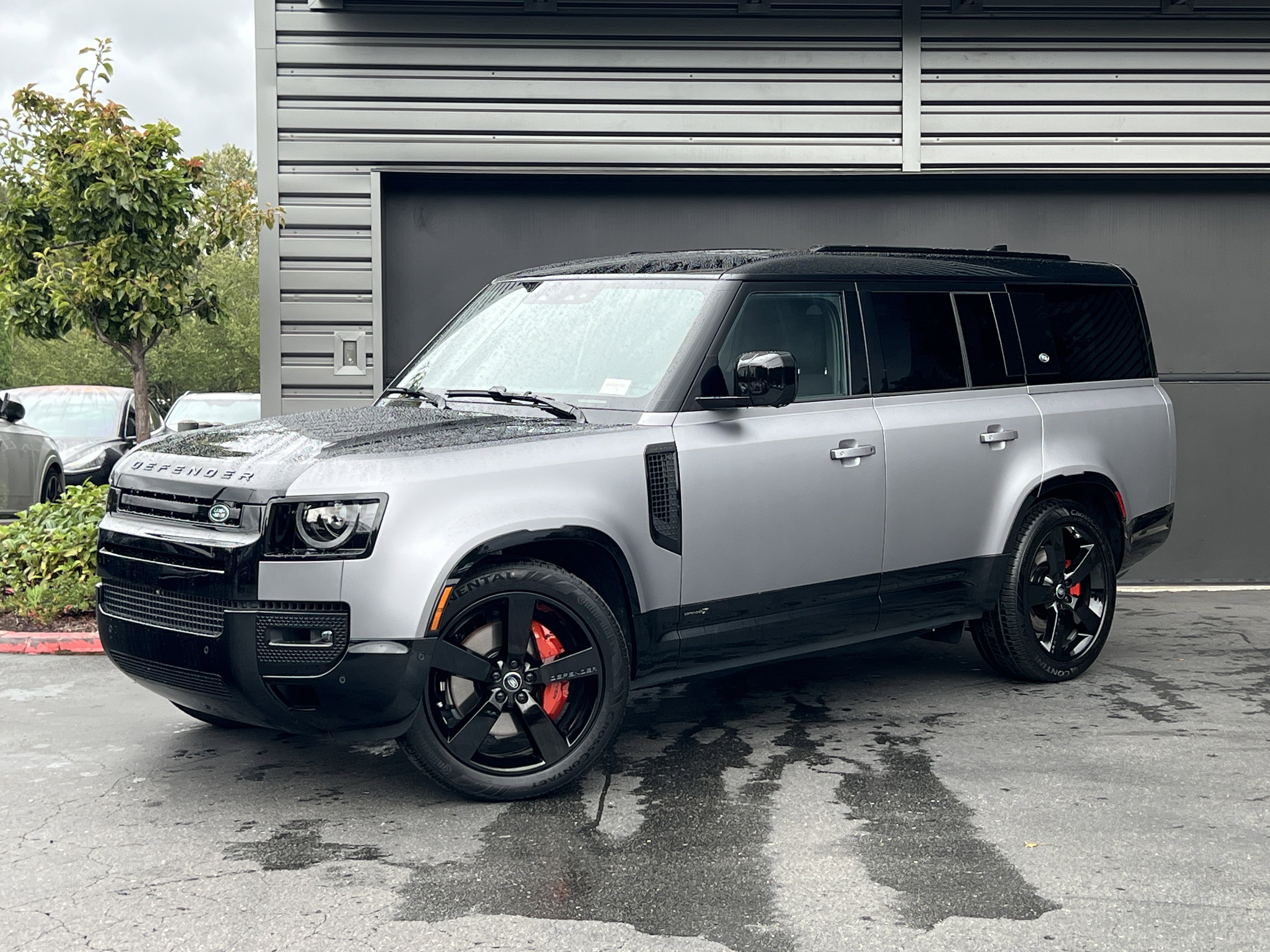 New 2024 Land Rover Defender 130 X image 1