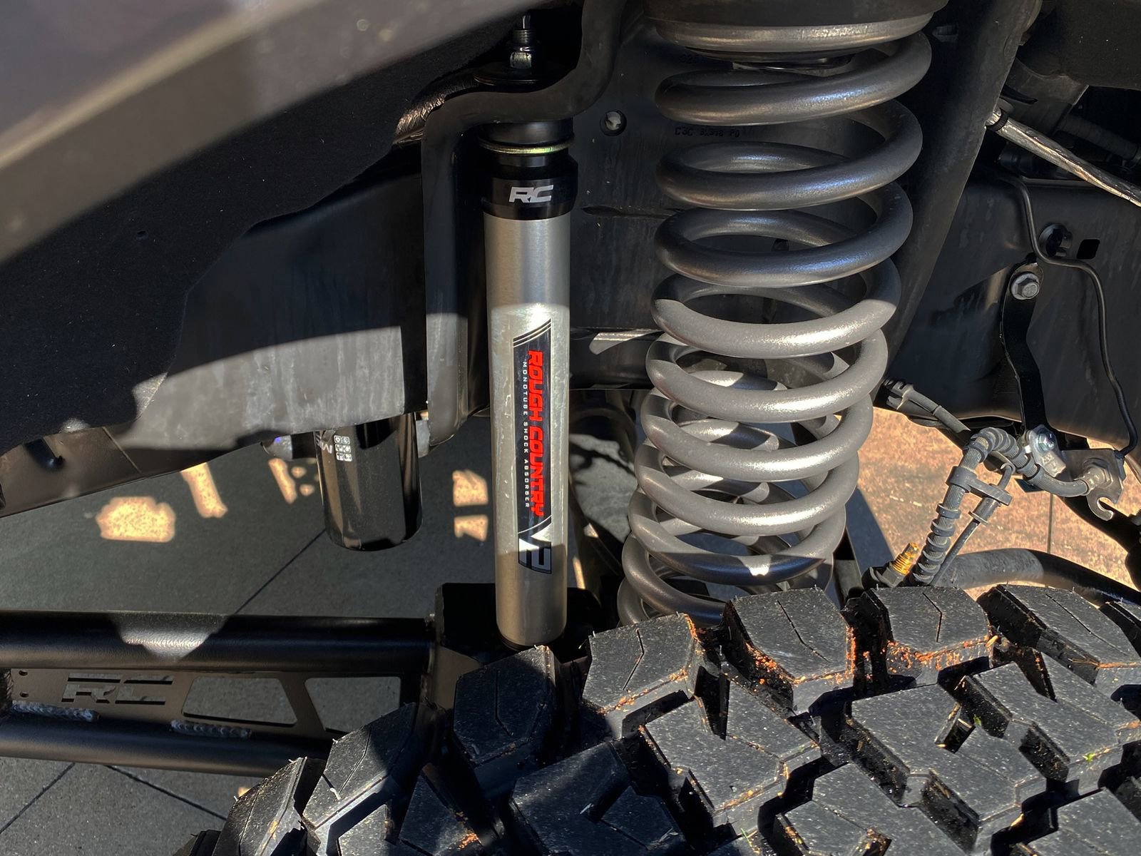 Used 2025 Ford F250 Platinum image 11