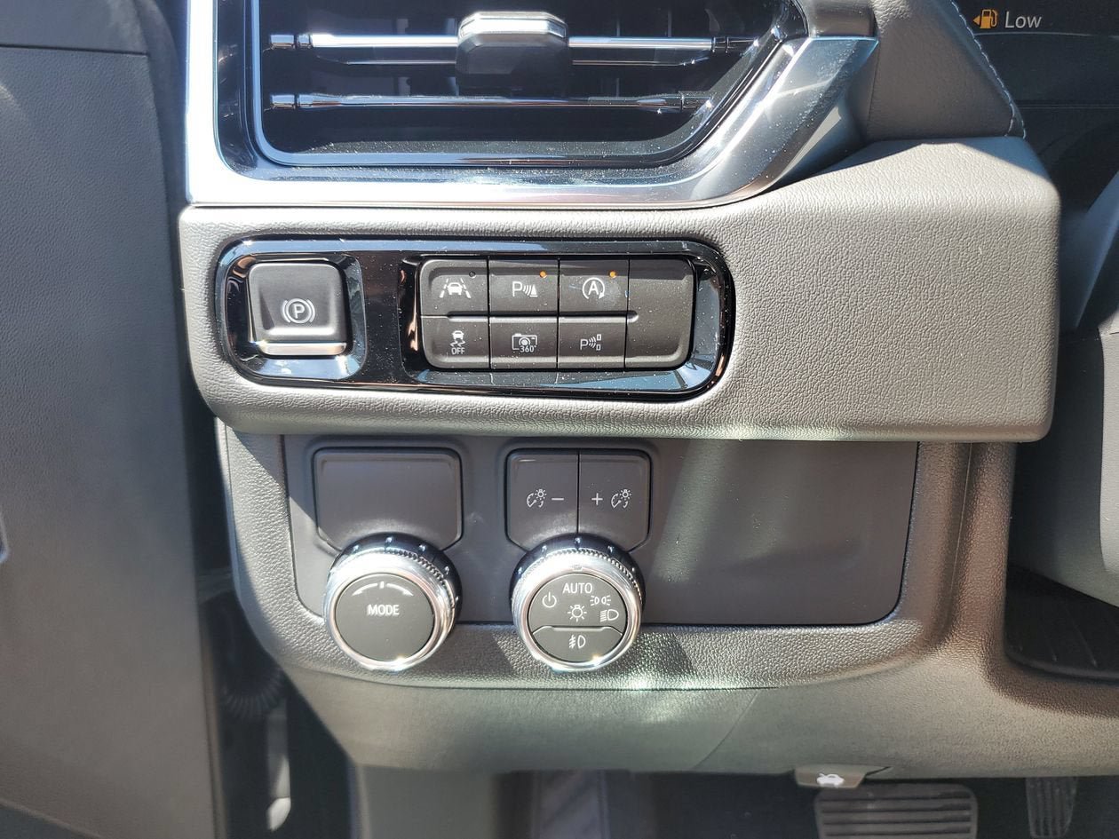 New 2026 GMC Yukon XL Denali RWD image 29