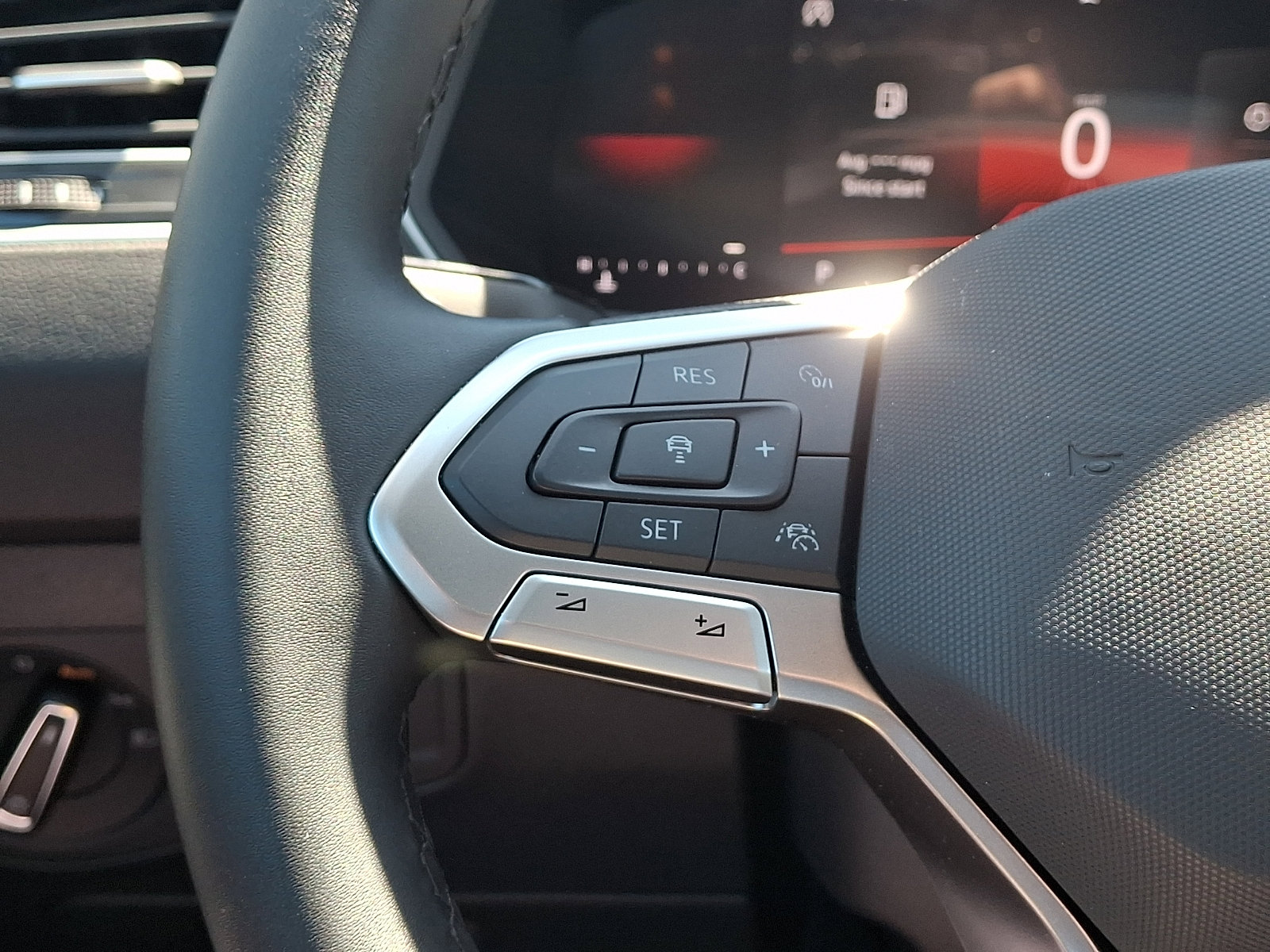 Certified 2024 Volkswagen Tiguan Wolfsburg Edition image 20