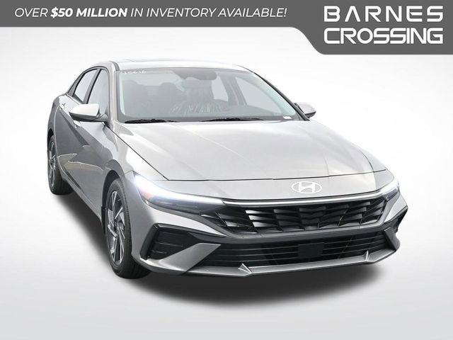 Certified 2024 Hyundai Elantra SEL w/ Convenience Package image 1