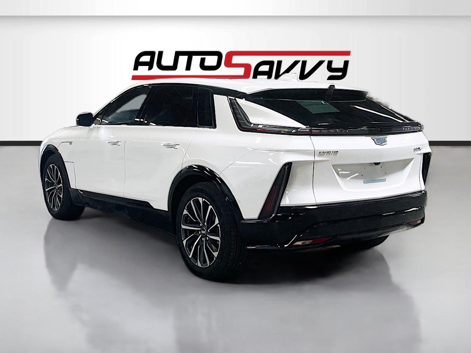 Used 2025 Cadillac Lyriq Sport w/ LPO, Floor Liner Package AWD/4WD image 5