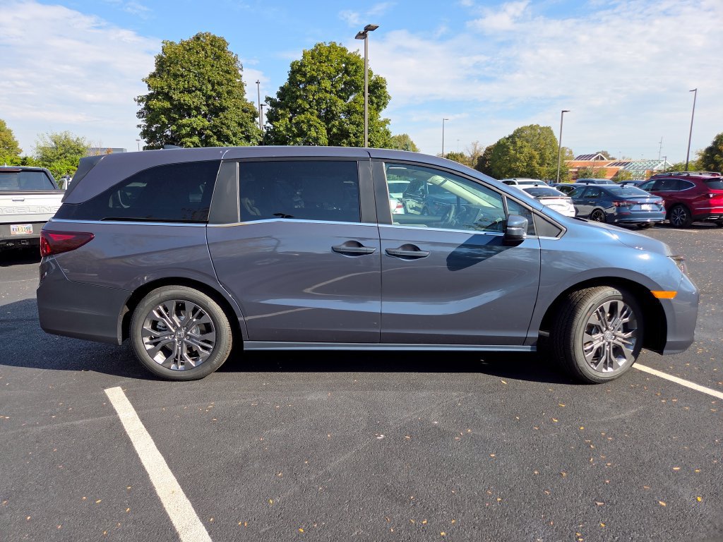 New 2027 Honda Odyssey Touring image 29