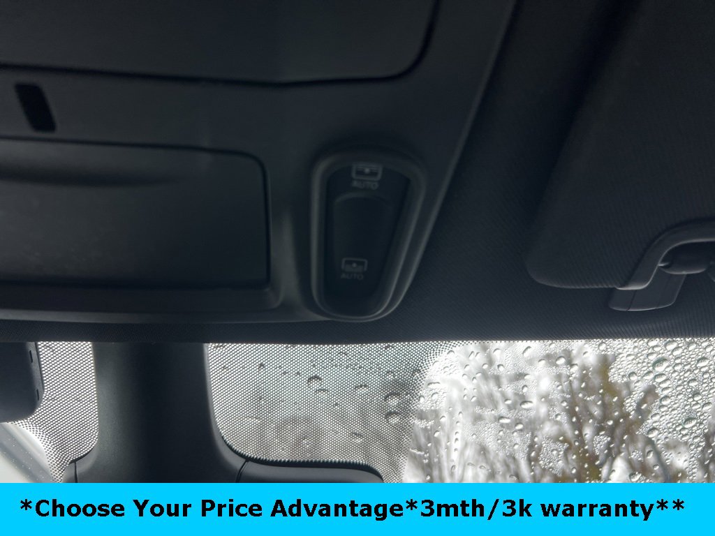 Certified 2022 Chrysler Pacifica Touring-L w/ S Appearance Package image 91