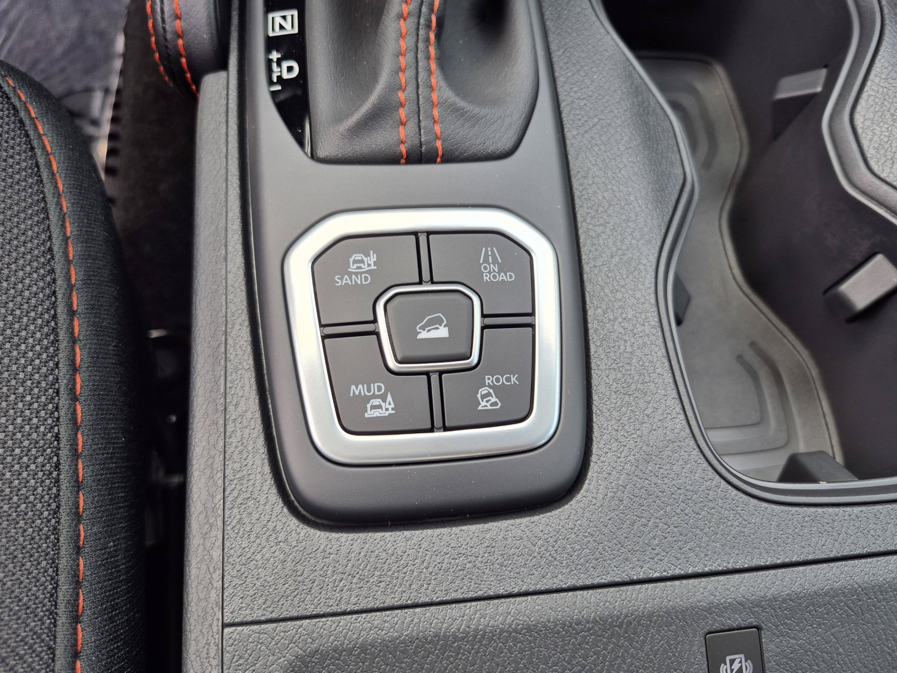 New 2026 Nissan Frontier PRO-4X w/ Pro-4x Convenience Package AWD/4WD image 29
