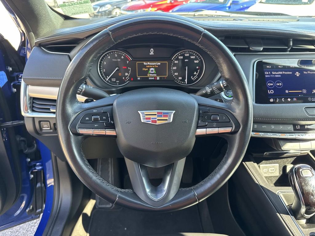 Used 2023 Cadillac XT4 Premium Luxury image 22
