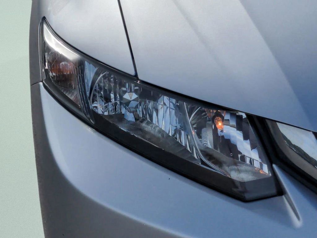 Used 2015 Honda Civic SE image 10