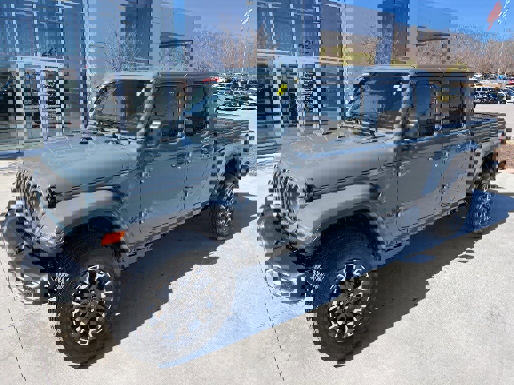 New 2026 Jeep Gladiator Sport