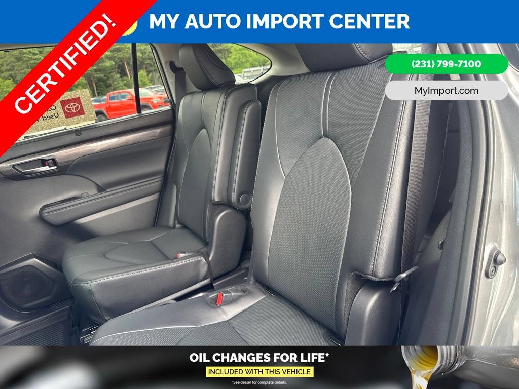 Certified 2025 Toyota Highlander Limited AWD/4WD image 25