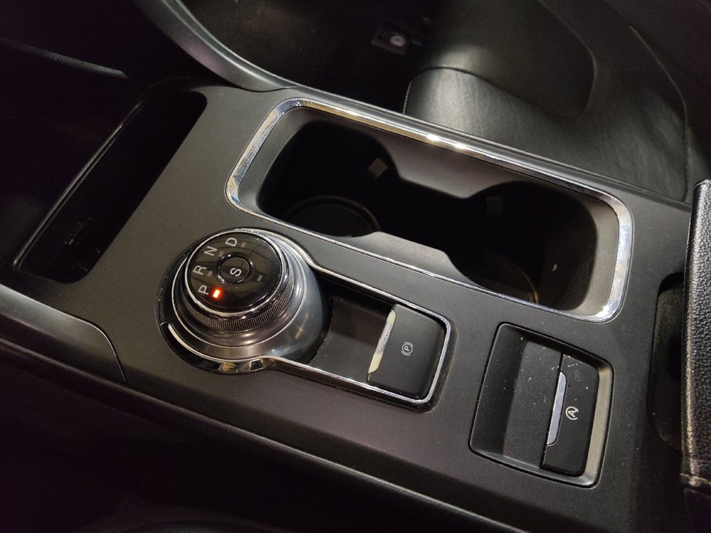 Used 2019 Ford Fusion Titanium image 26