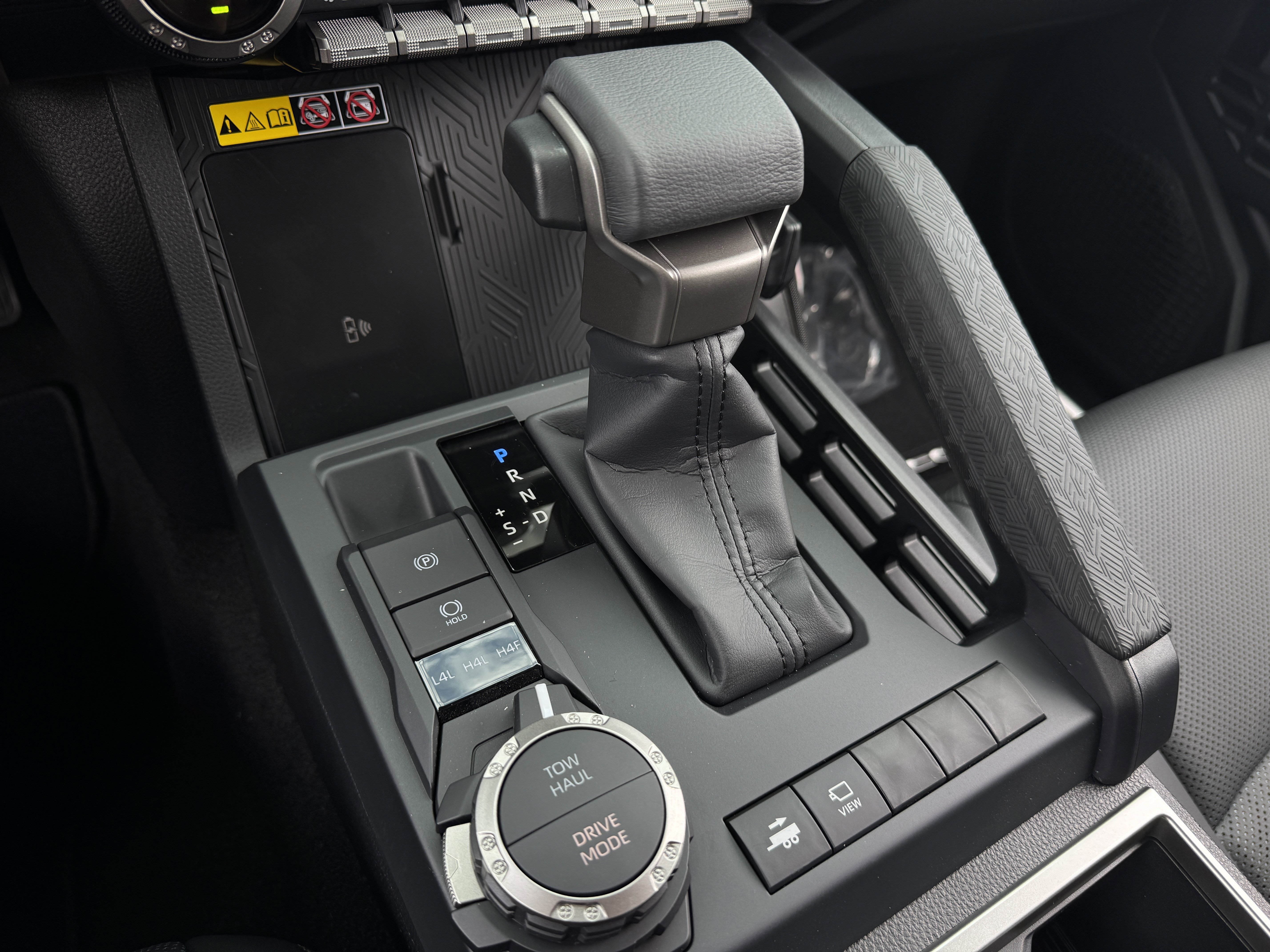New 2026 Toyota Tacoma Limited AWD/4WD image 19