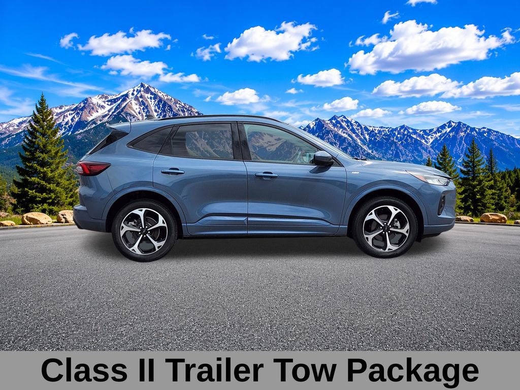 Used 2024 Ford Escape ST-Line Select w/ Tech Pack #2 AWD/4WD image 3