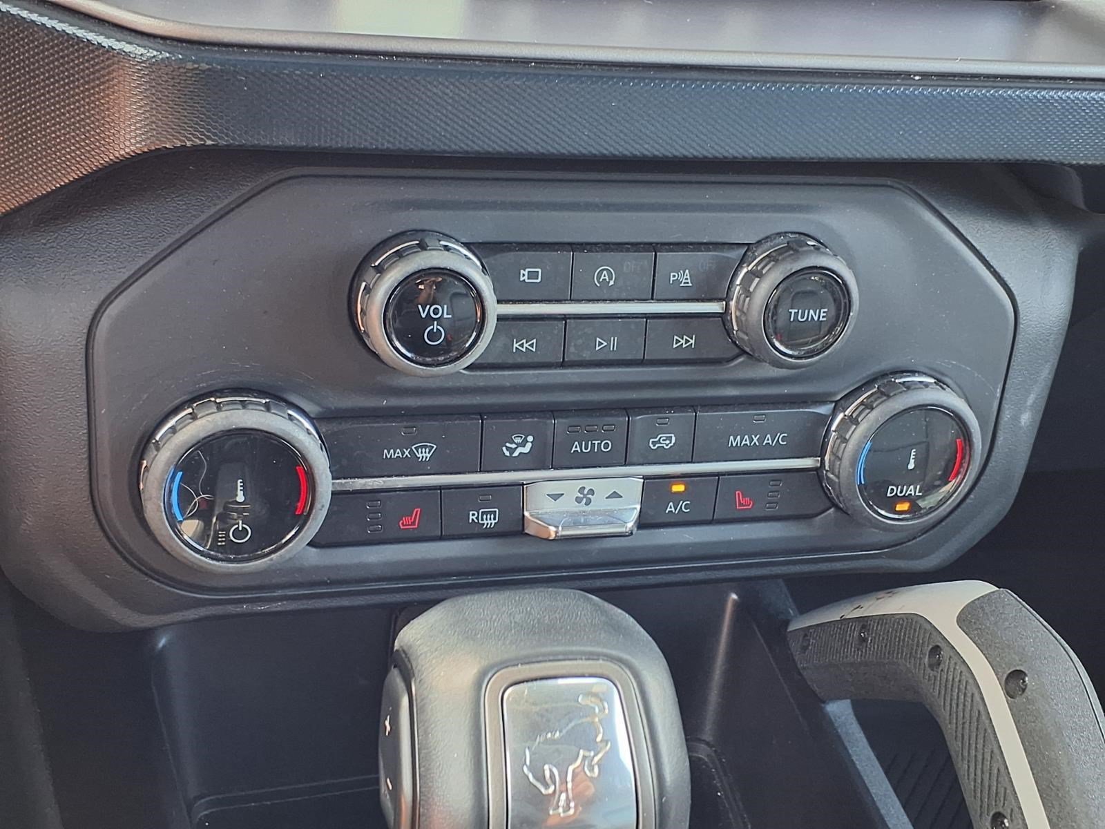 Used 2022 Ford Bronco Outer Banks AWD/4WD image 18