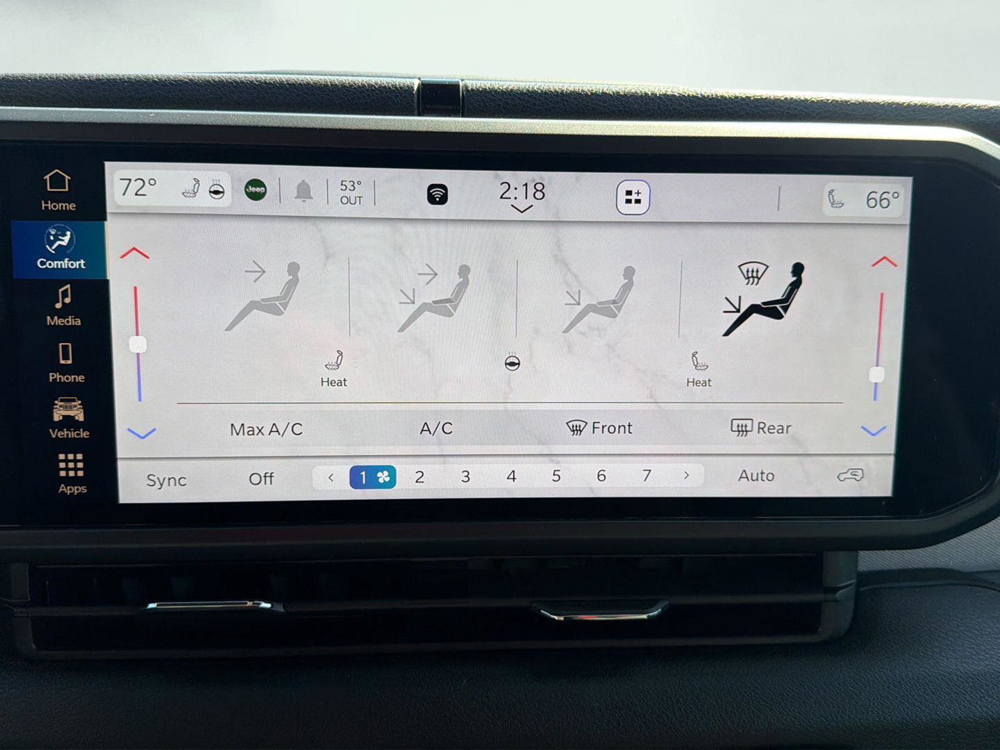 Used 2024 Jeep Wrangler Willys image 25