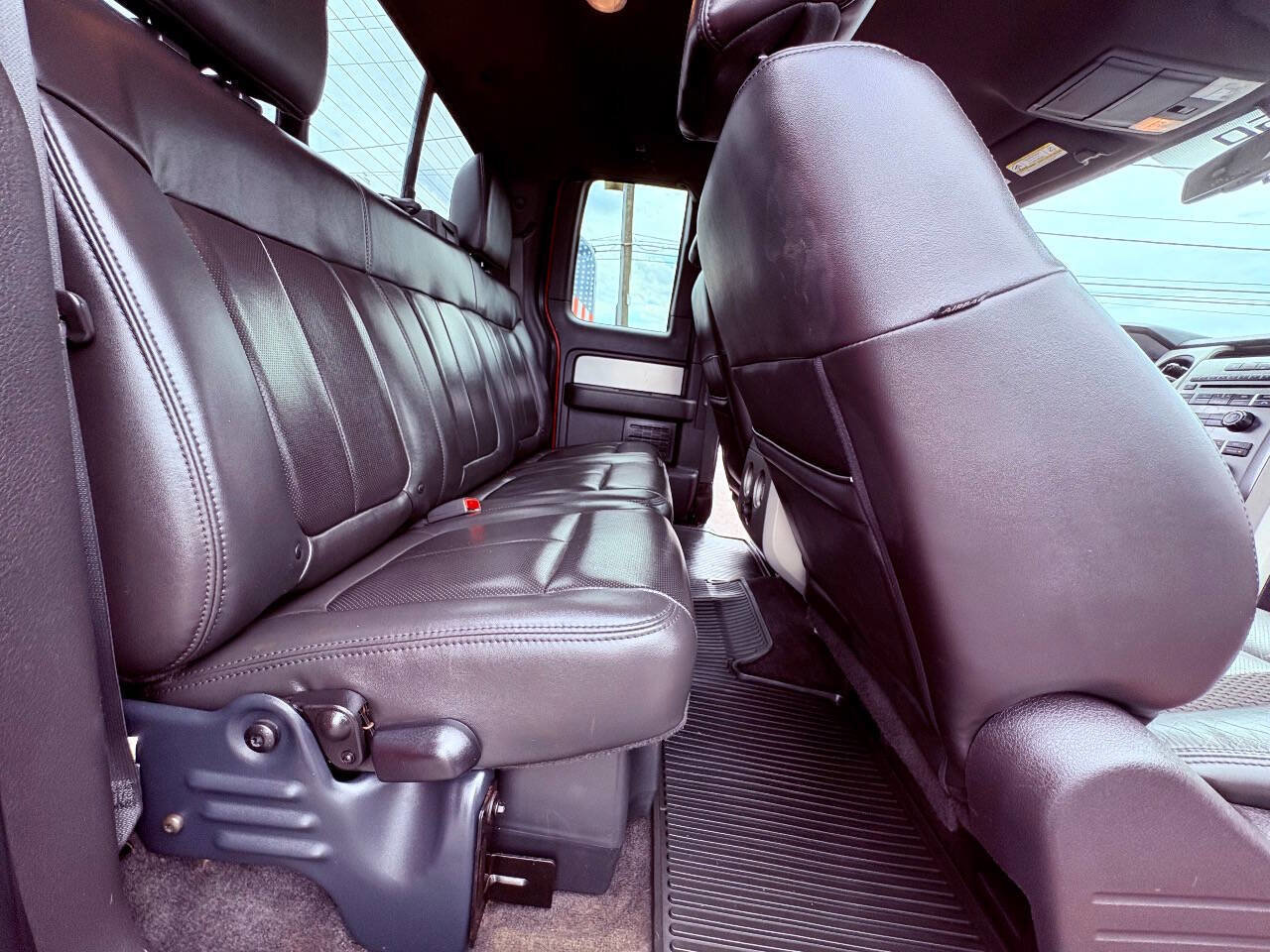 Used 2010 Ford F150 Raptor image 35