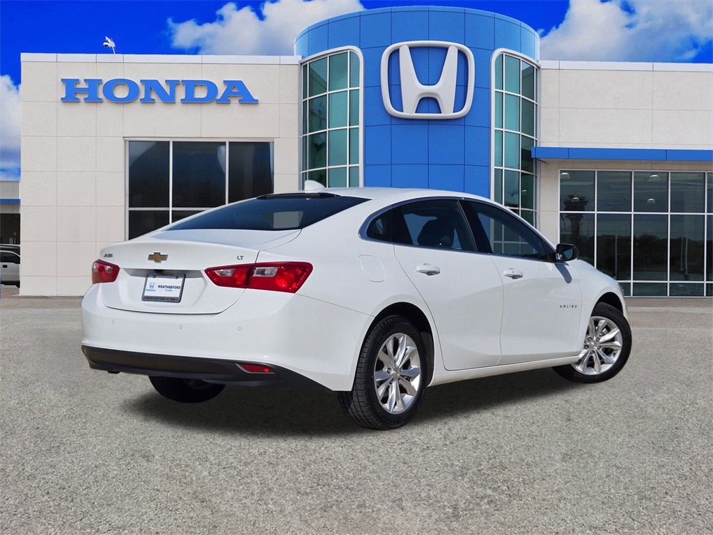 Used 2024 Chevrolet Malibu LT image 3