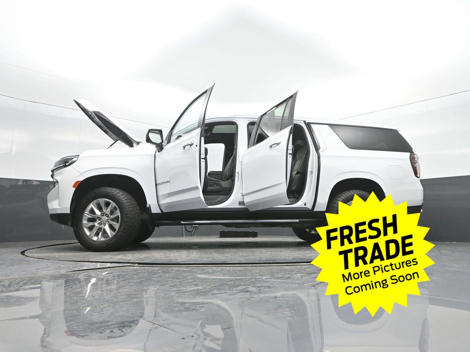 Used 2021 Chevrolet Suburban Premier w/ Premium Package image 56