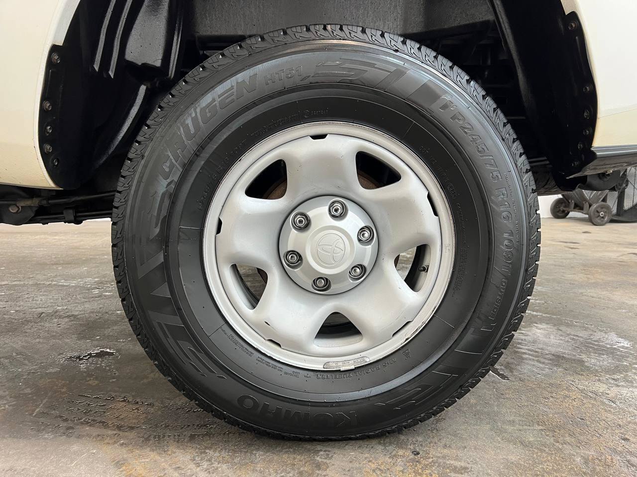 Used 2021 Toyota Tacoma SR RWD image 27